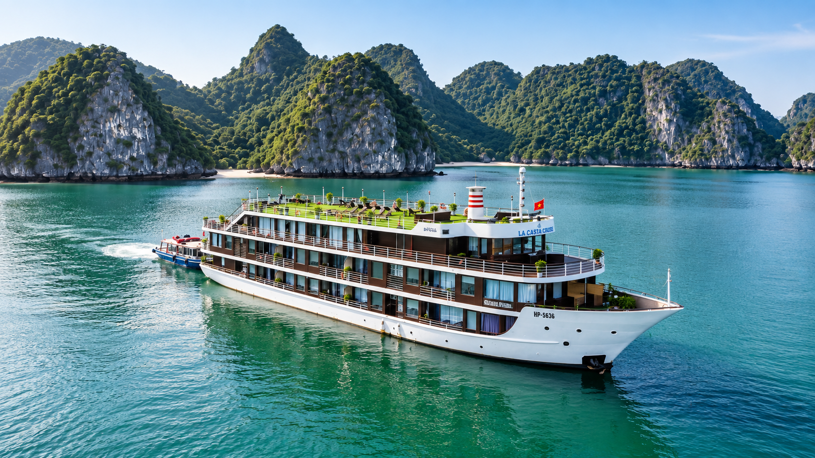 Из Ханоя: 5★ круиз Halong Bay Lux Cruises — 3 дня / 2 ночи